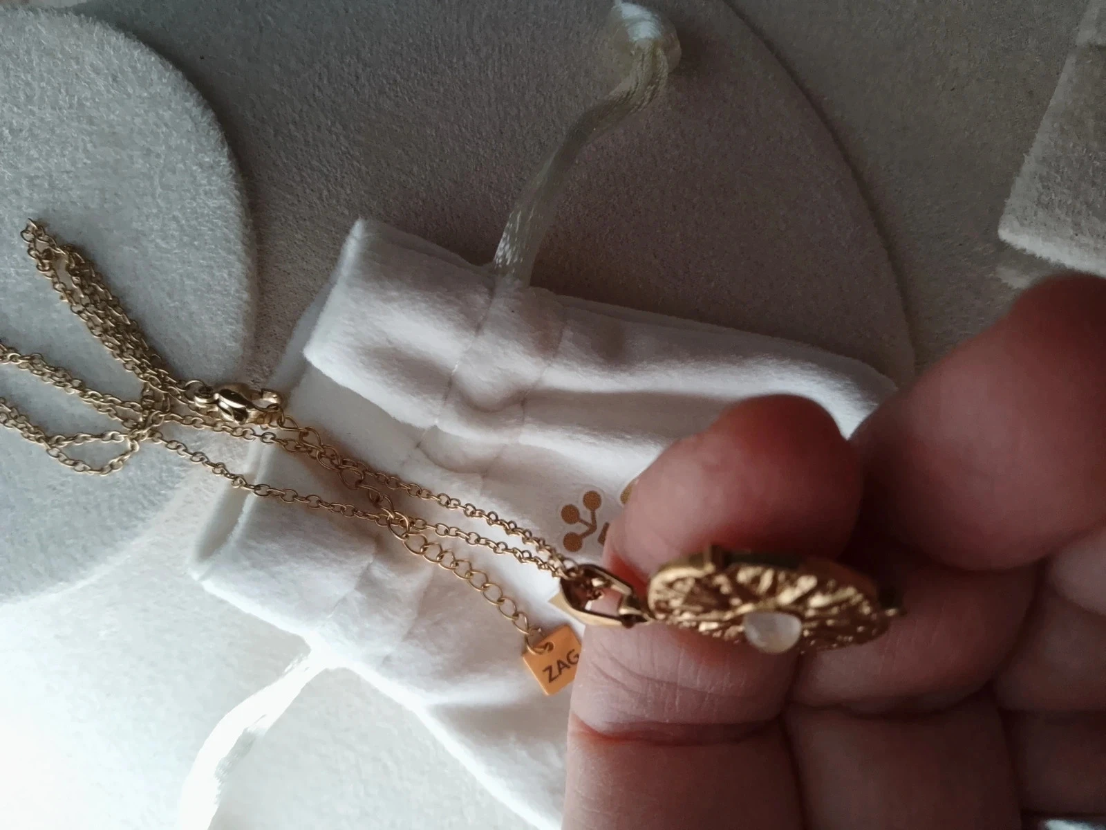 Collier médaille avec pierre naturelle Zag – photo 4